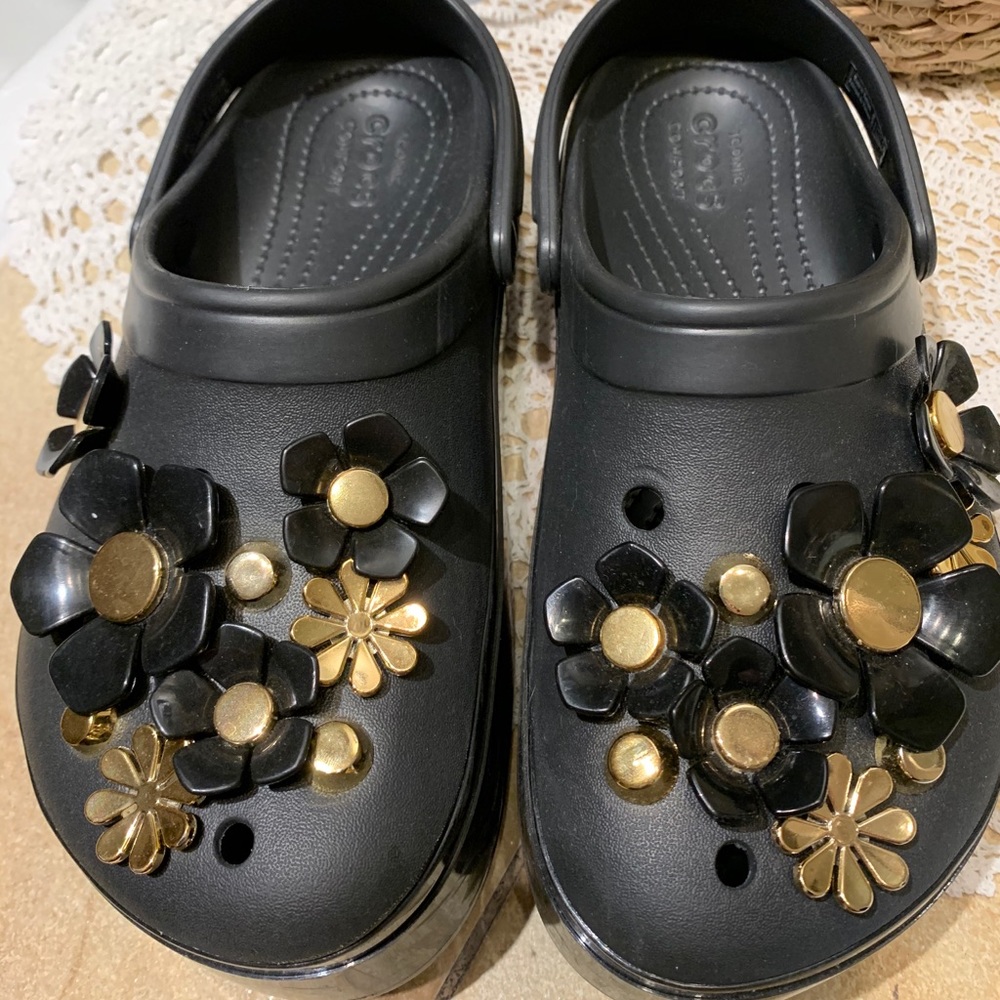 Crocs Platform